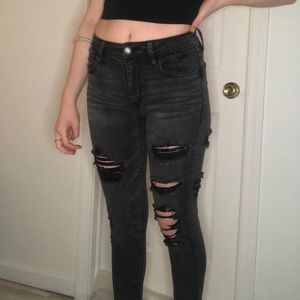 American eagle black ripped high rise jegging